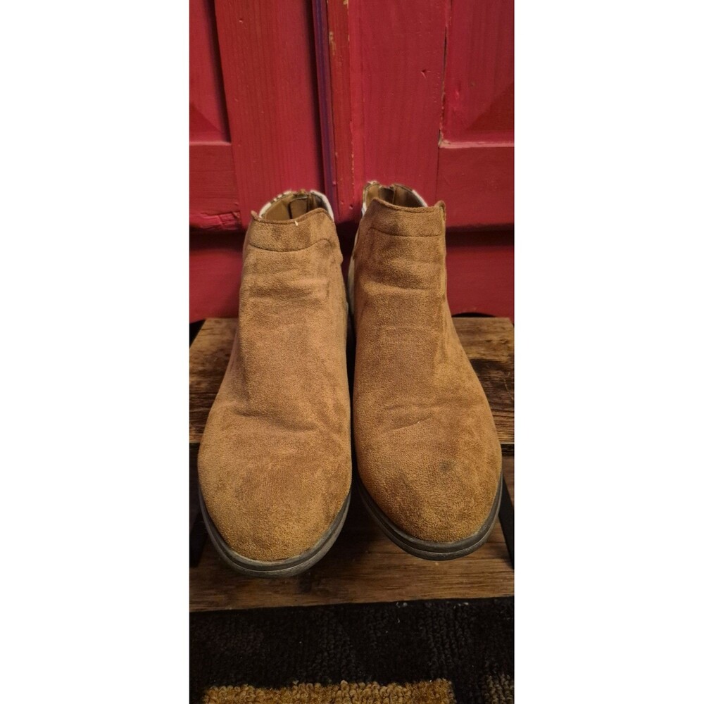 Pierre Dumas Size 10 Brown Faux Suede and Cow Print Ankle Booties 1.5" Heel - Picture 3 of 7